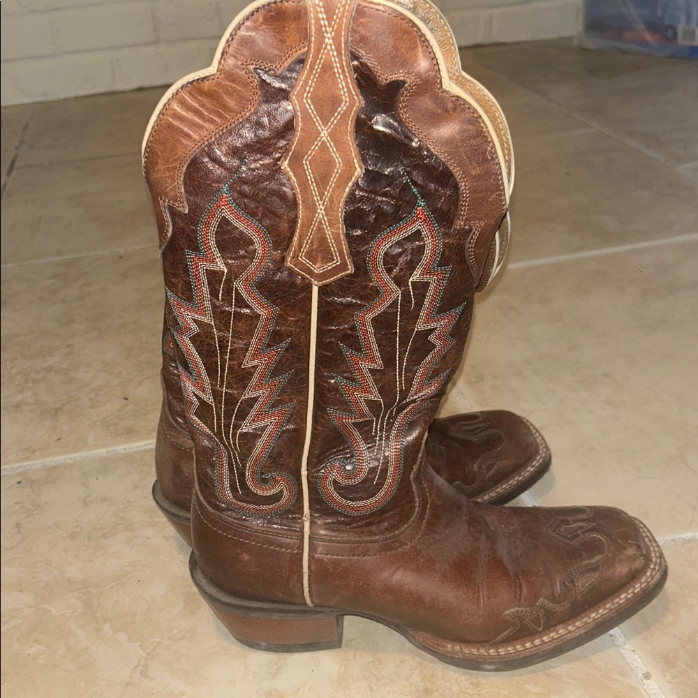 ARIAT Tan Leather Boots Womens 7B